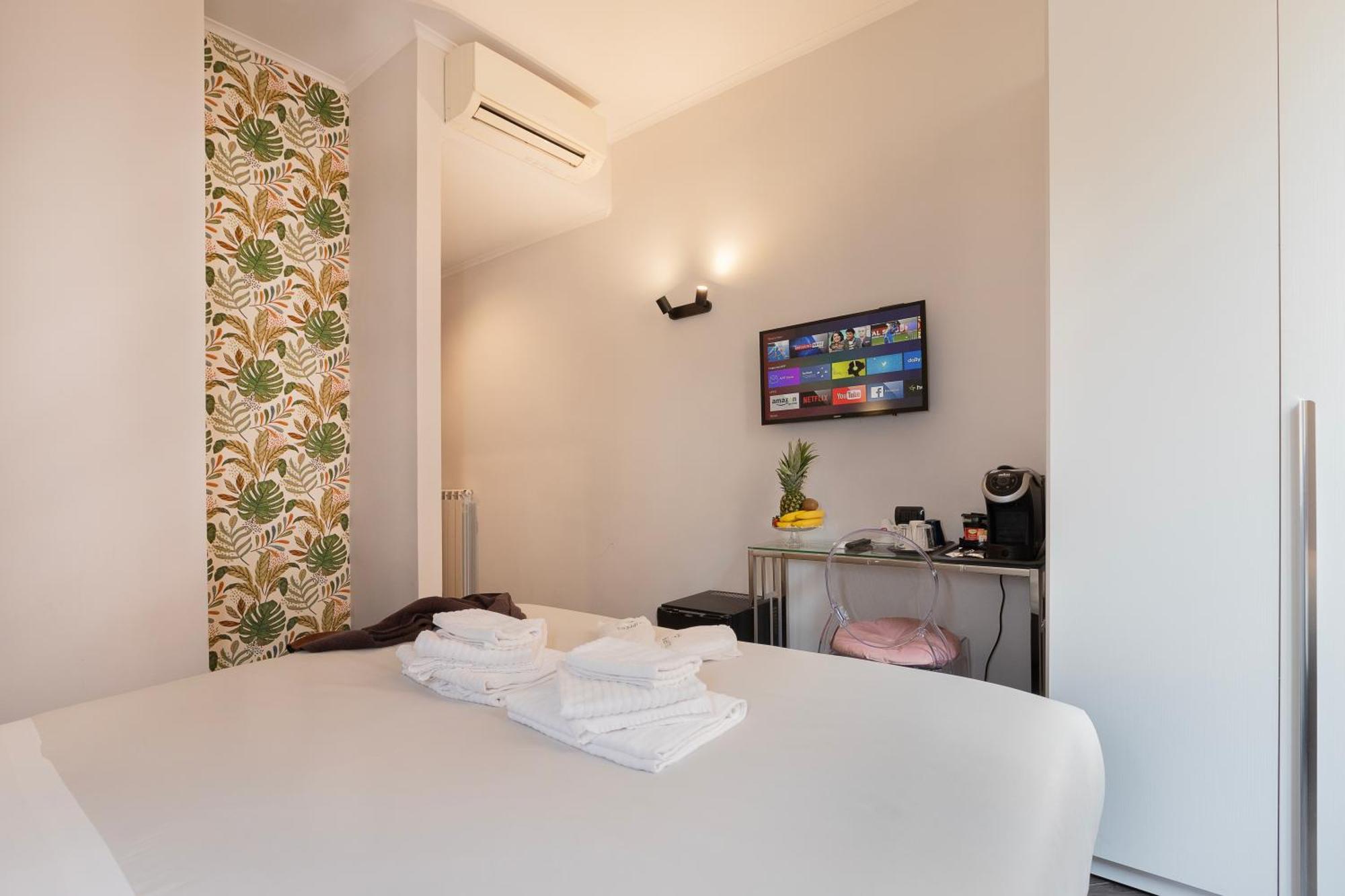 Cloud 9 Hotel Roma Esterno foto