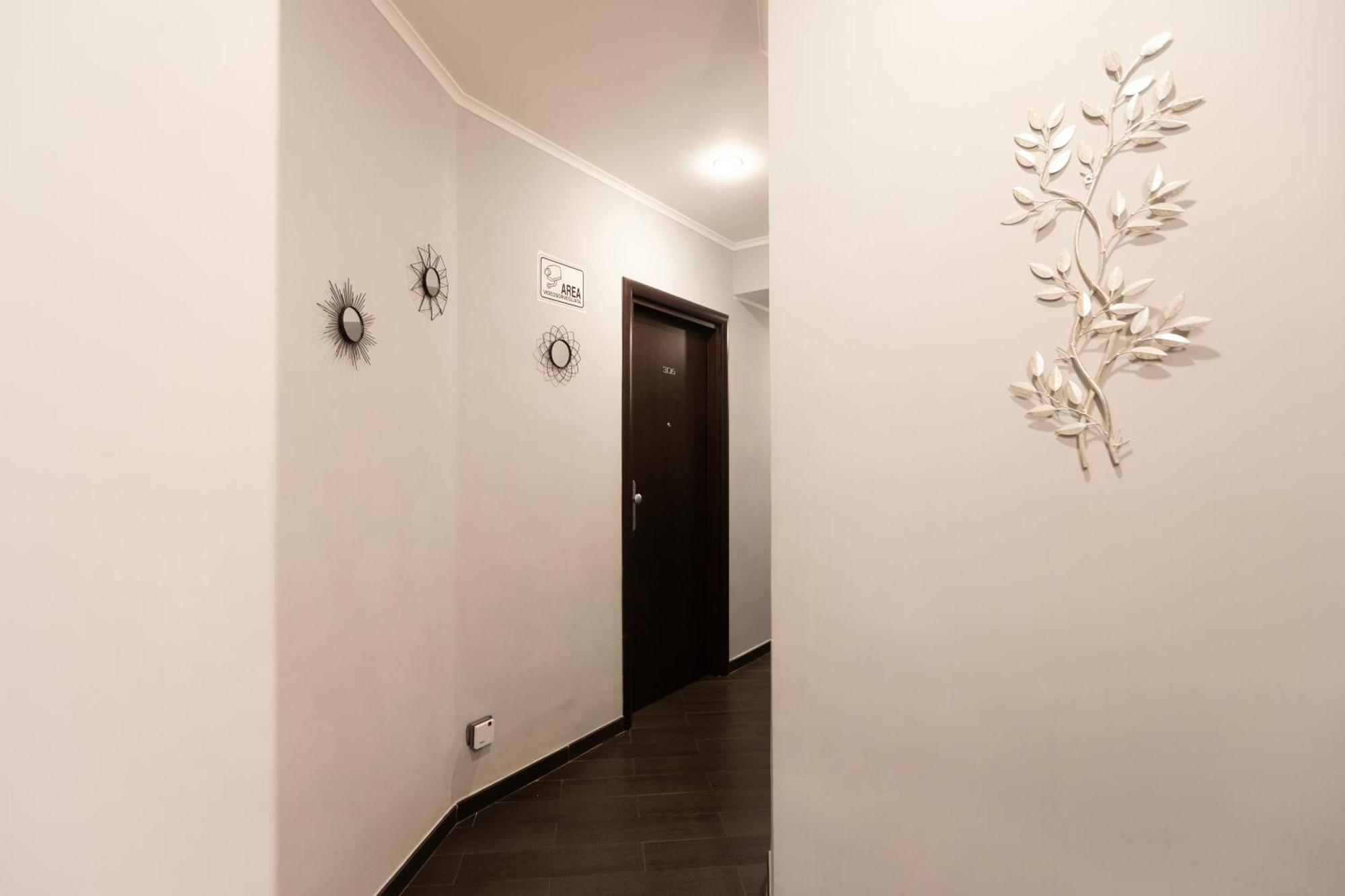 Cloud 9 Hotel Roma Esterno foto