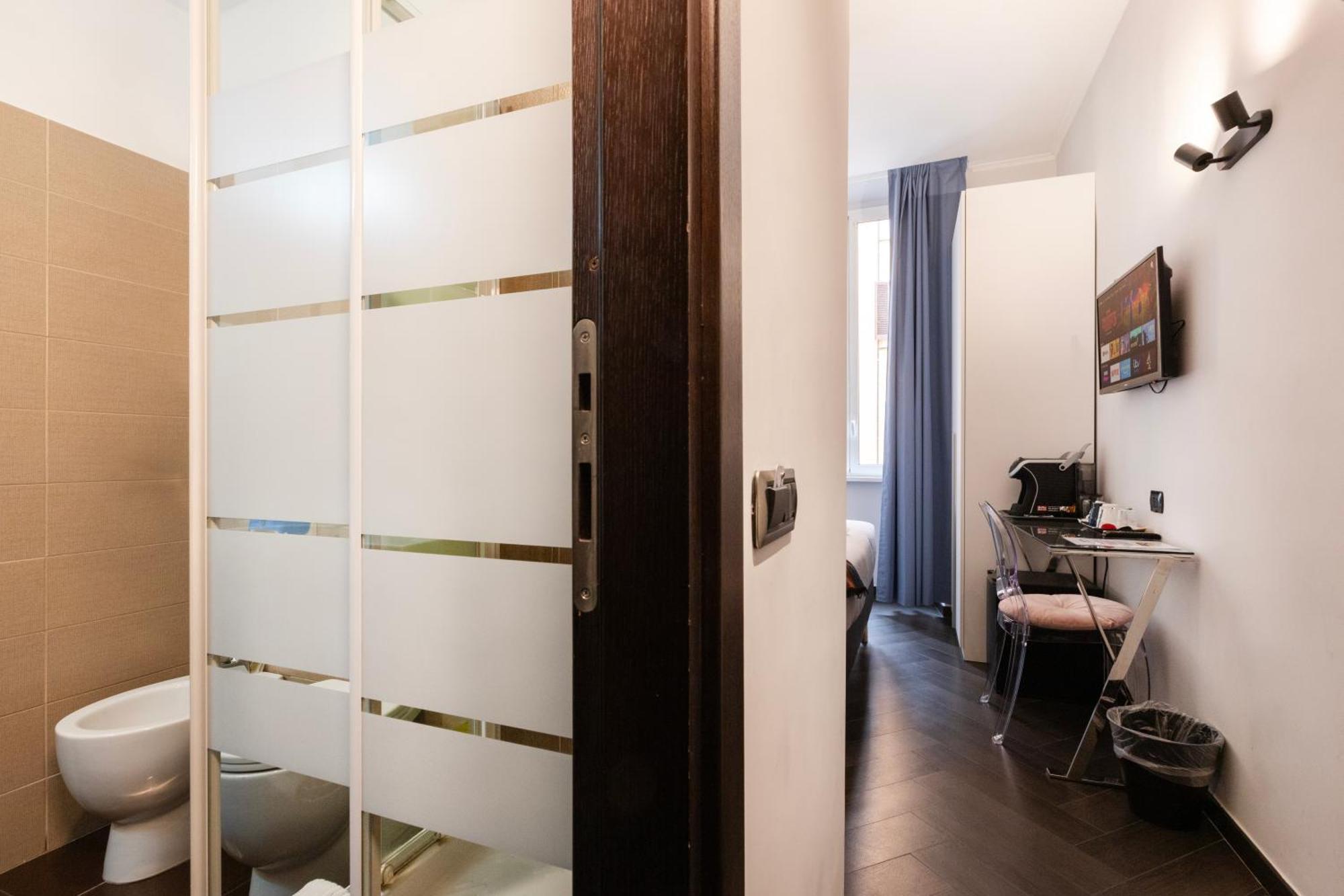 Cloud 9 Hotel Roma Esterno foto