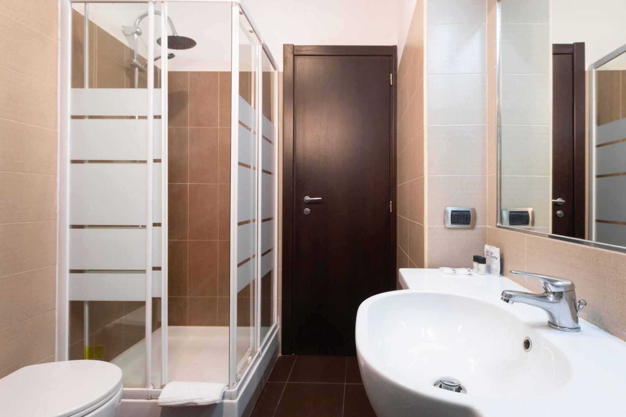 Cloud 9 Hotel Roma Esterno foto