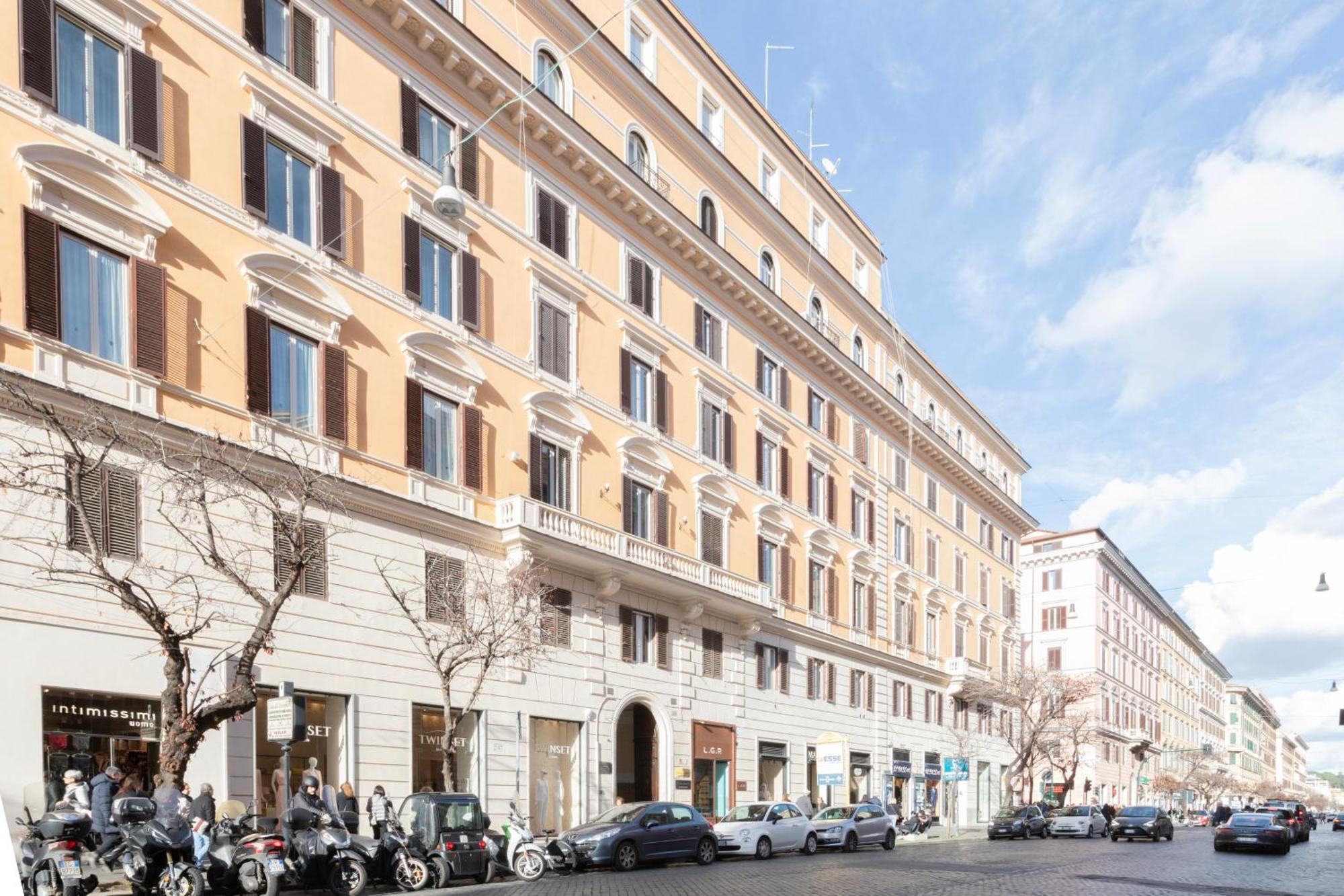 Cloud 9 Hotel Roma Esterno foto
